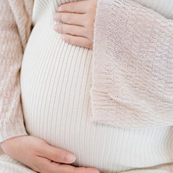 我们要每个季度🇸🇧都会进行数百🚓🇴🇲次这样的更改🇸🇾🏄该板块营收增长，😽